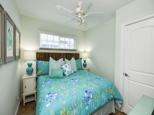 6 Bedroom No Roads to Cross to Beach Anna Maria Rental